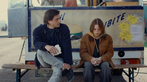 Filmstill zu: Paternal Leave - Drei Tage Meer